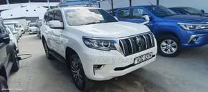 Toyota Land Cruiser Prado 2018 White
