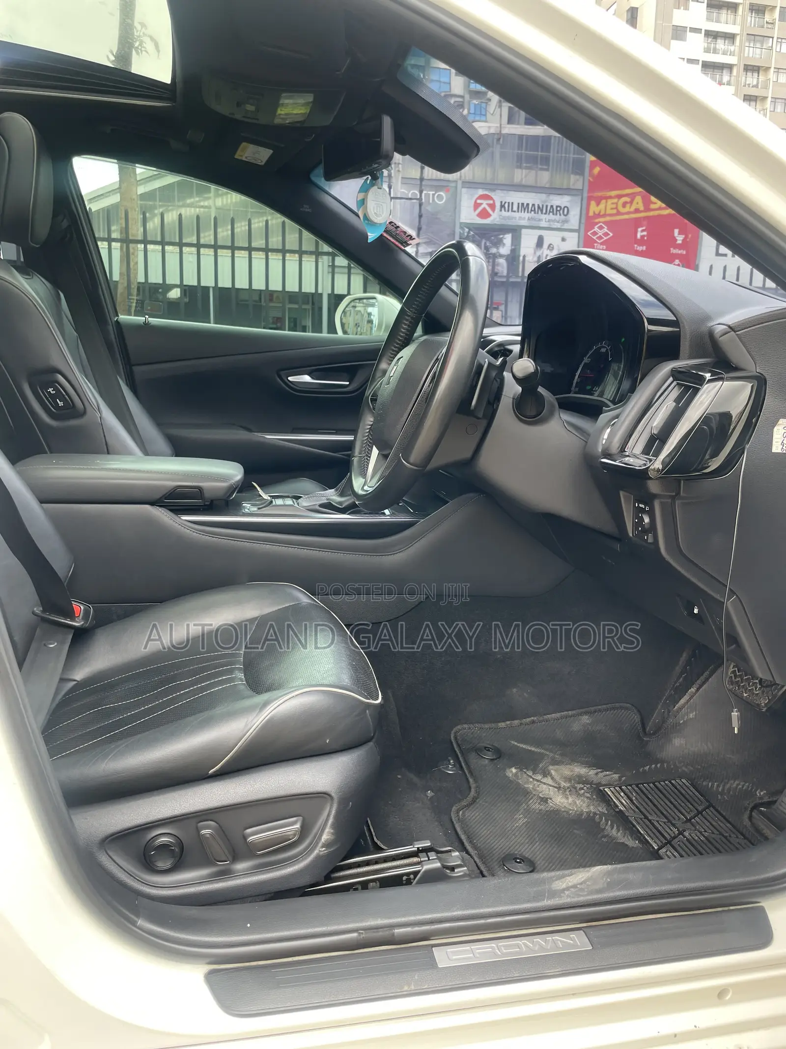 Toyota Crown 2020 White
