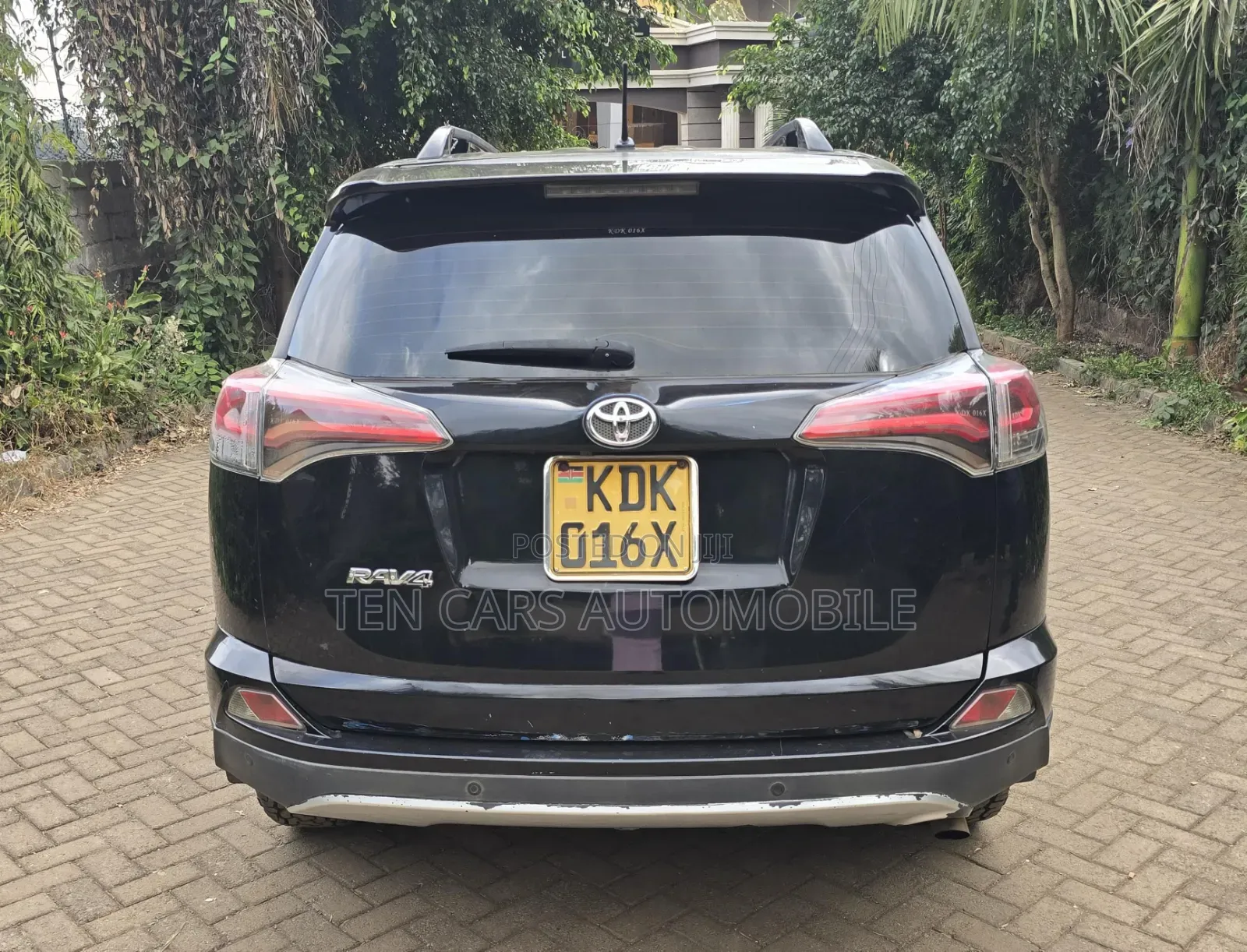 Toyota RAV4 2016 Black