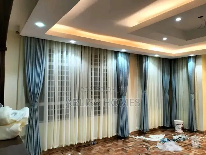 Cozy Curtains Curt
