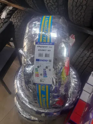 225/45zr17 Triangle