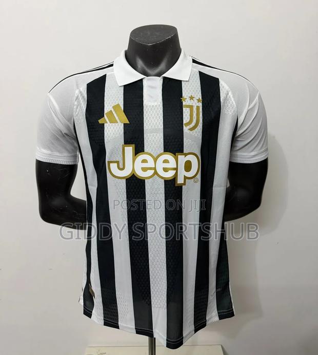 Adidas Juventus 2026/2027 Home Jersey