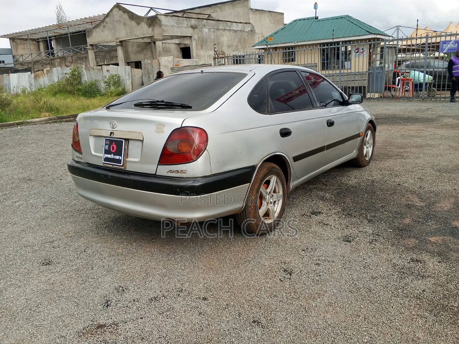 Toyota Avensis 2000 Silver