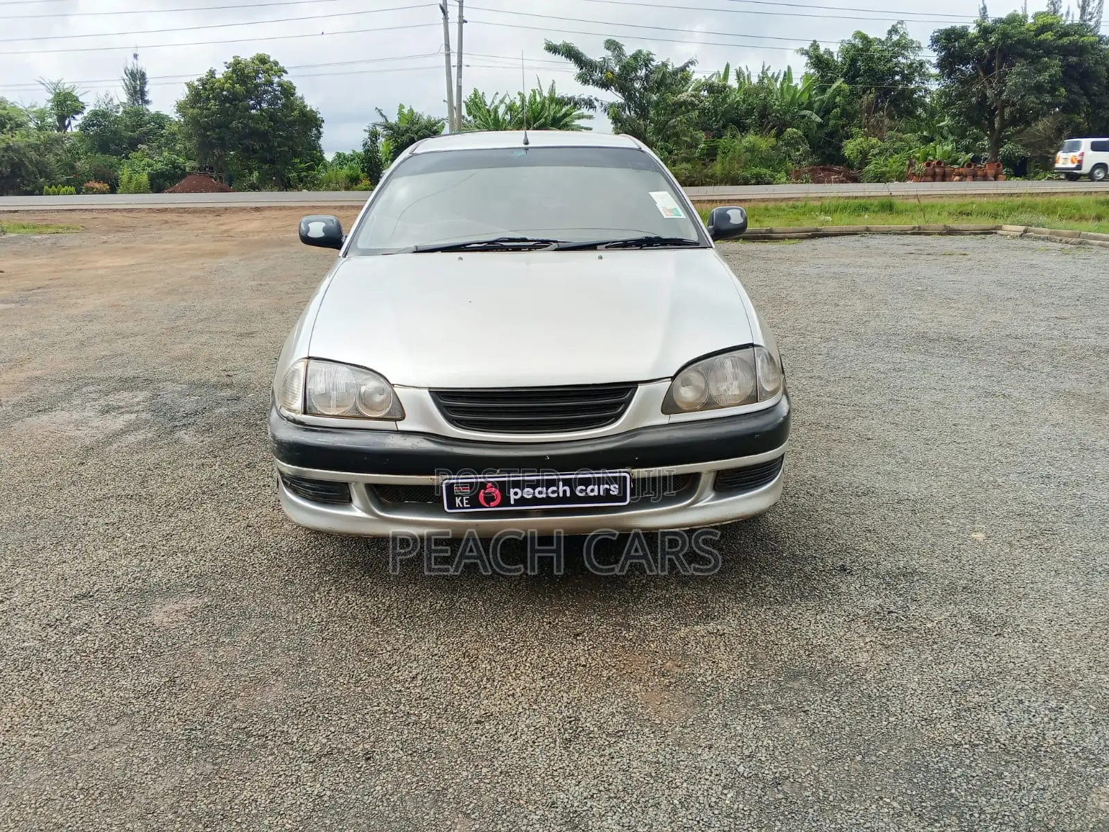 Toyota Avensis 2000 Silver