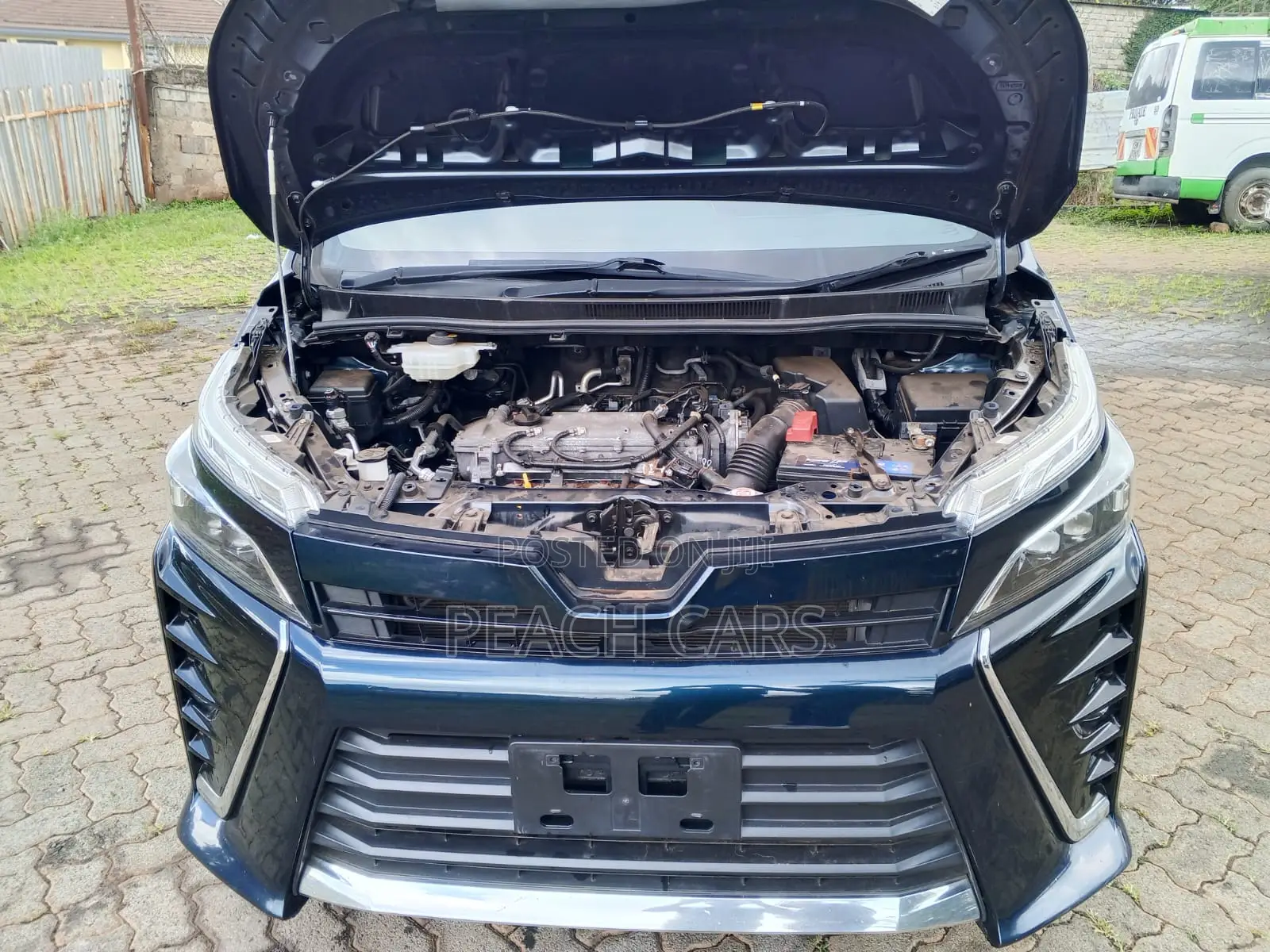 Toyota Voxy 2018 Blue