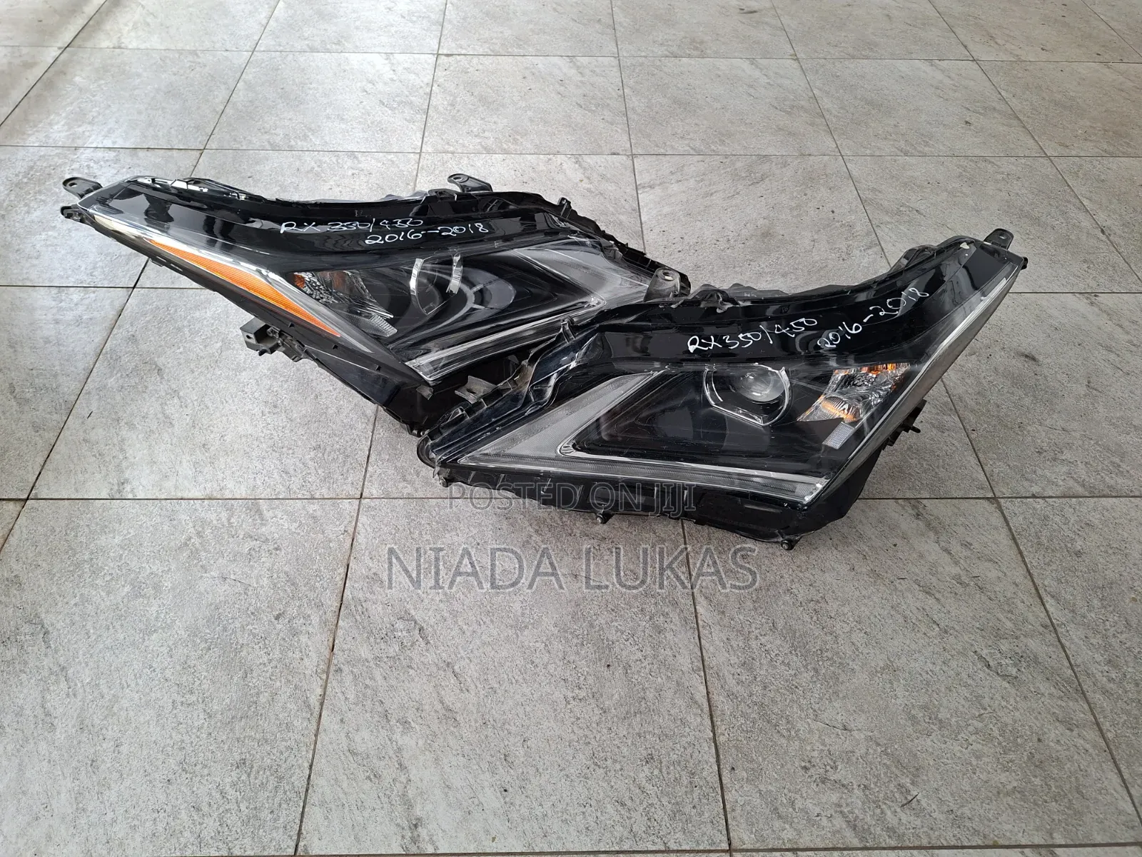 Lexus Rx 200t/300/450 Xenon Headlights