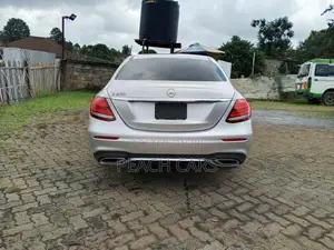 Mercedes-Benz E240 2018 Silver