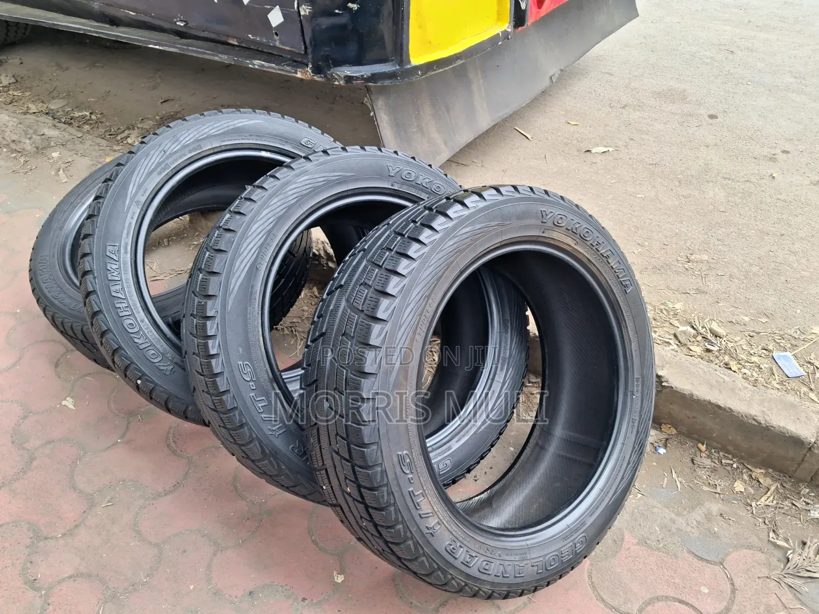 235/55r19 Yokohama