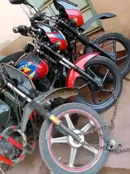 Bajaj Boxer 125 2012