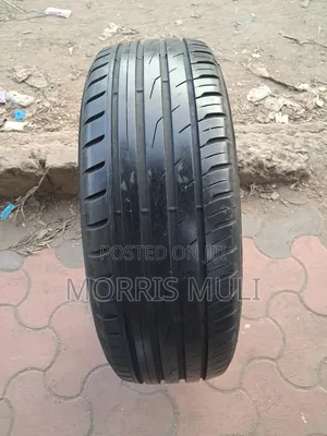 225/55r19 Toyo