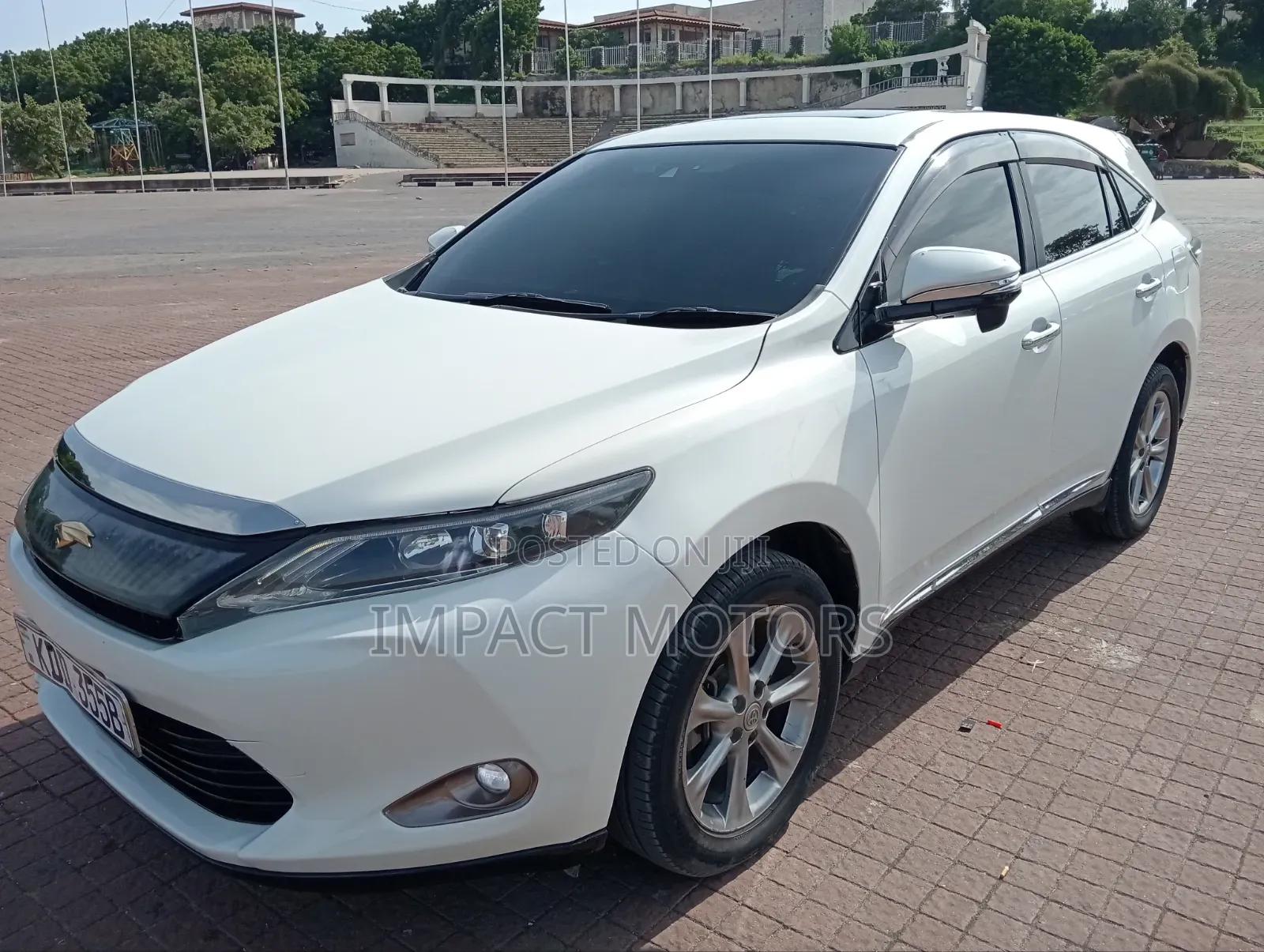 Toyota Harrier 2014 White