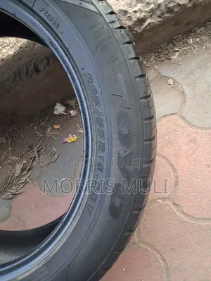 225/55r19 Toyo