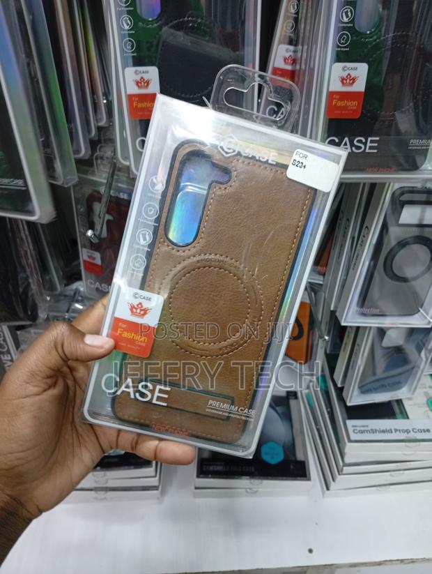 Samsung Galaxy S23 Plus Leather Invisible Stand Magsafe Brown Colour - thumbnail 2