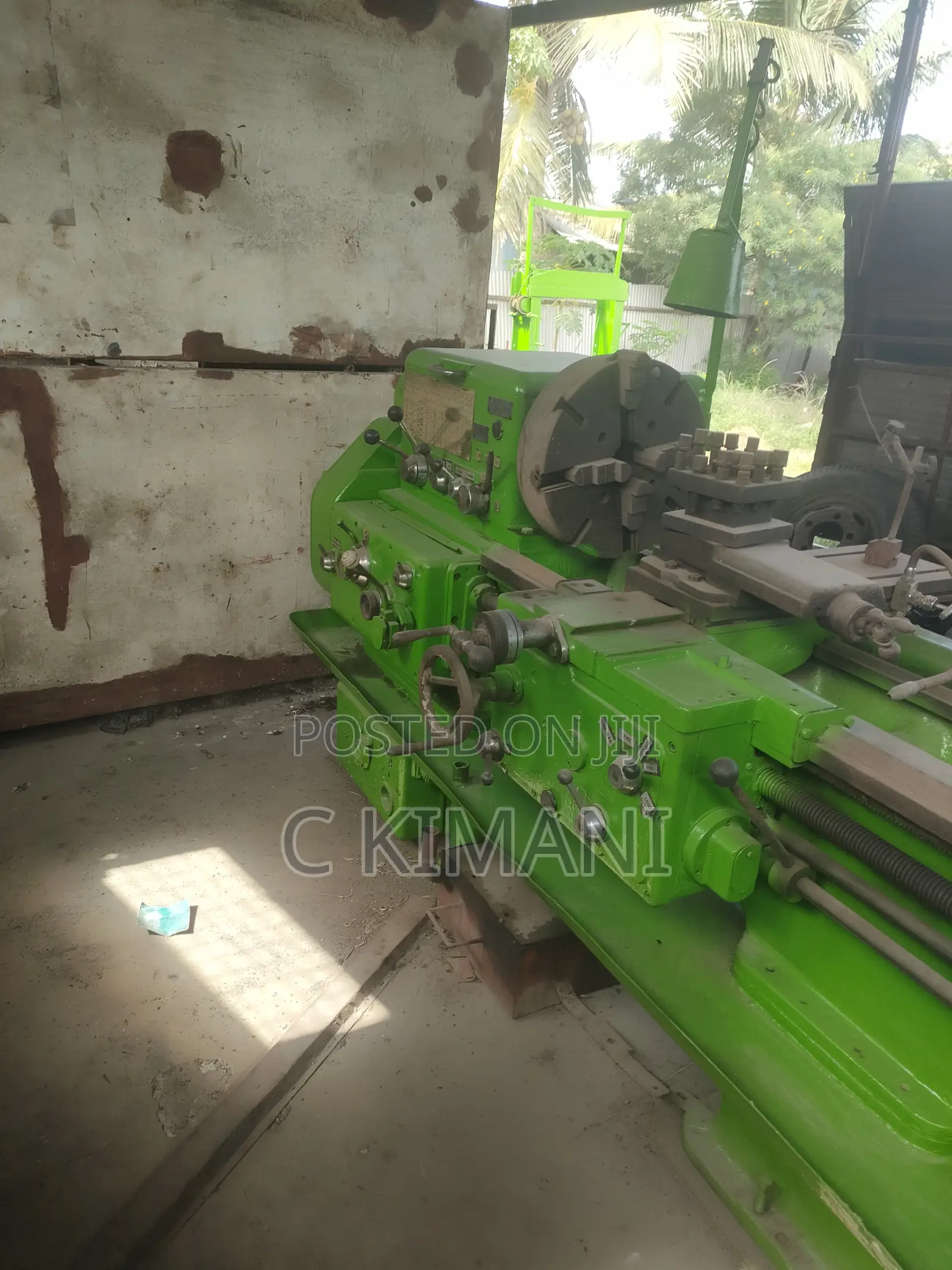 Lathe Macine
