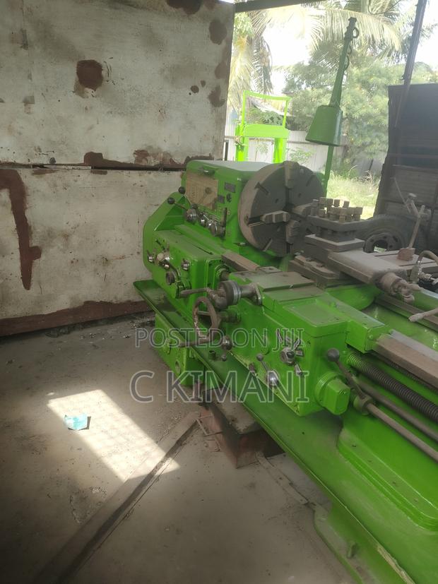 Lathe Macine