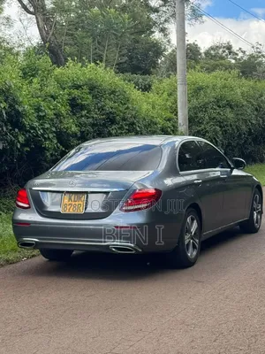 Mercedes-Benz E200 2017 Gray