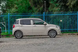 Toyota Passo 1.0 FWD 2019 Beige
