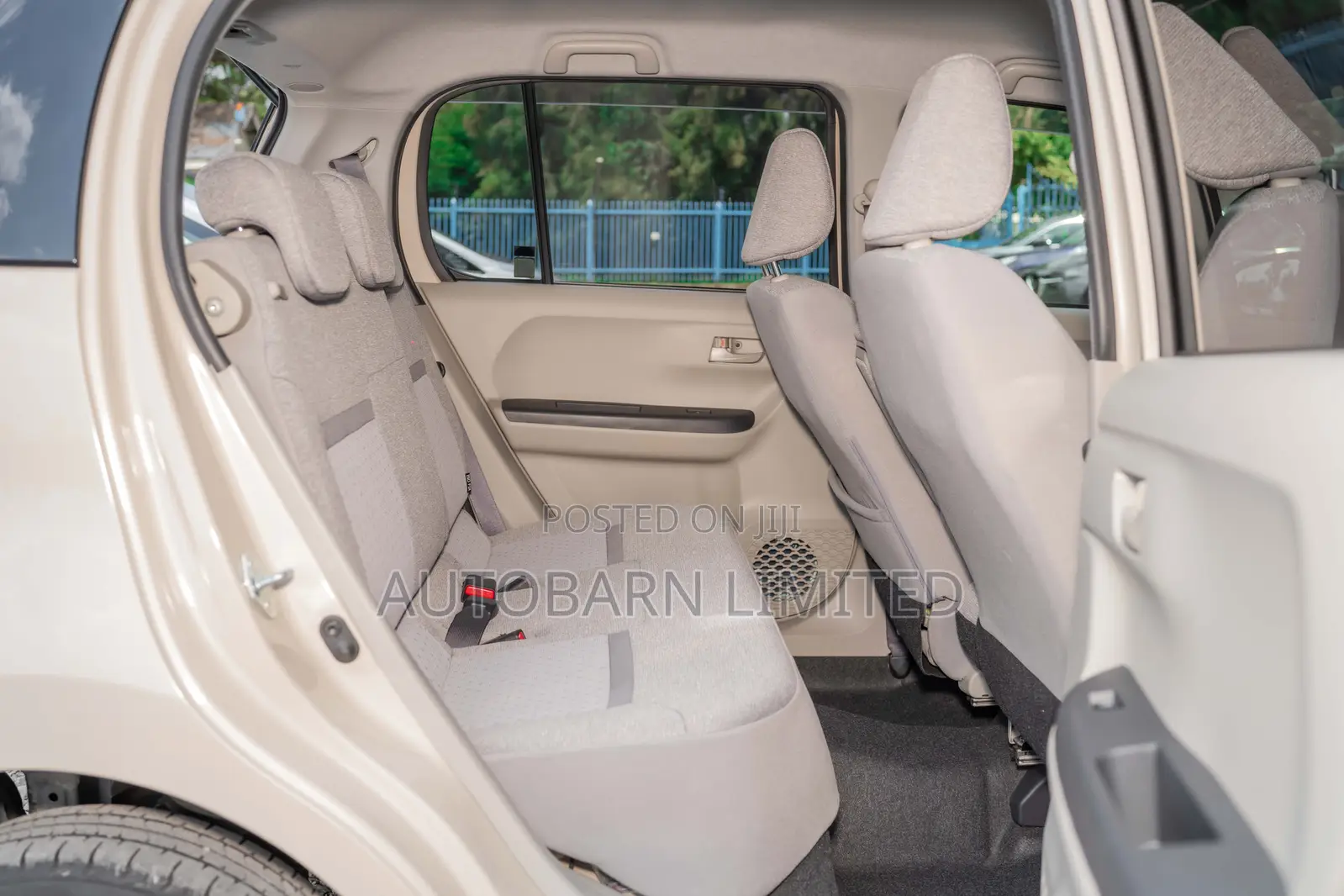 Toyota Passo 1.0 FWD 2019 Beige