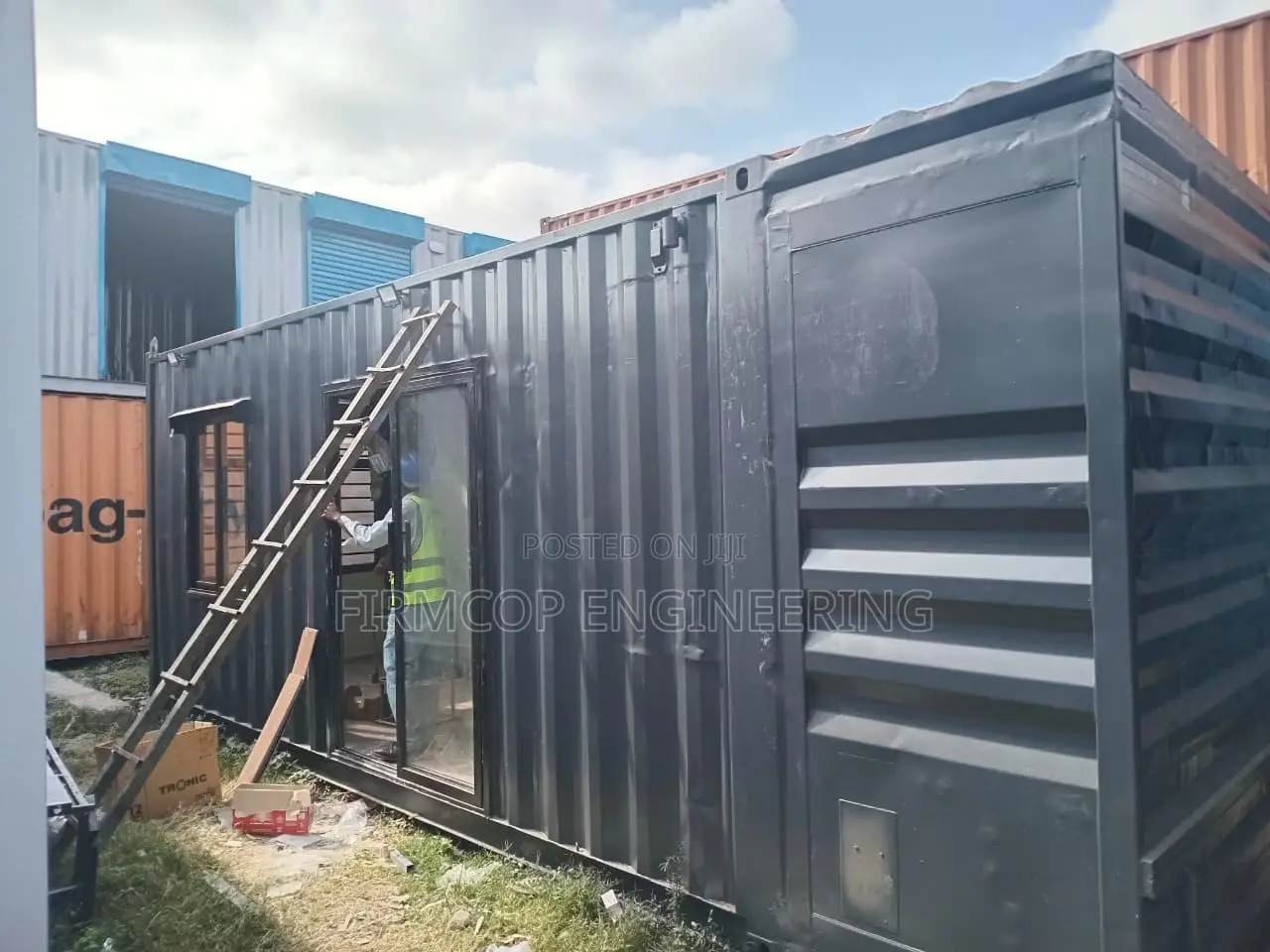 20ft Bedsitter With an Extension