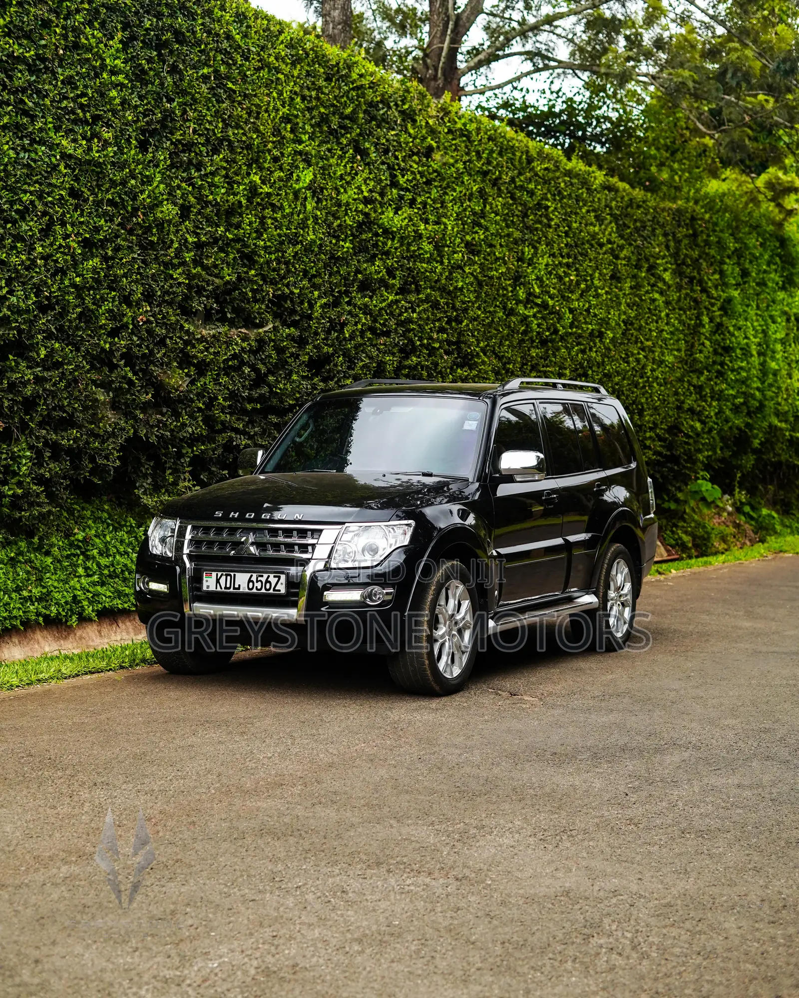 Mitsubishi Pajero V90 3.2 GR Diesel Turbo 2016 Black