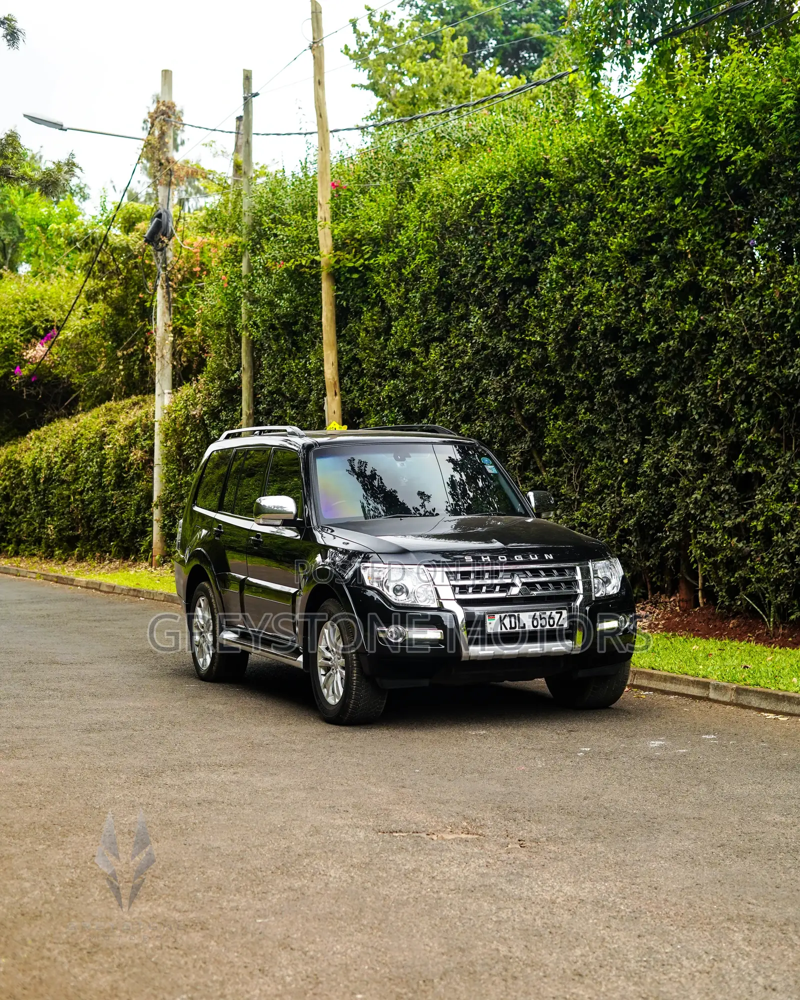 Mitsubishi Pajero V90 3.2 GR Diesel Turbo 2016 Black