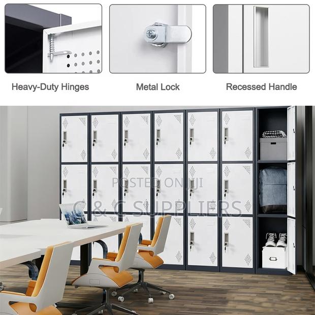 Metallic 9 Locker Cabinet. - thumbnail 4