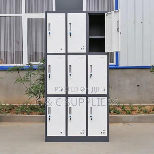 Metallic 9 Locker Cabinet. - thumbnail 6