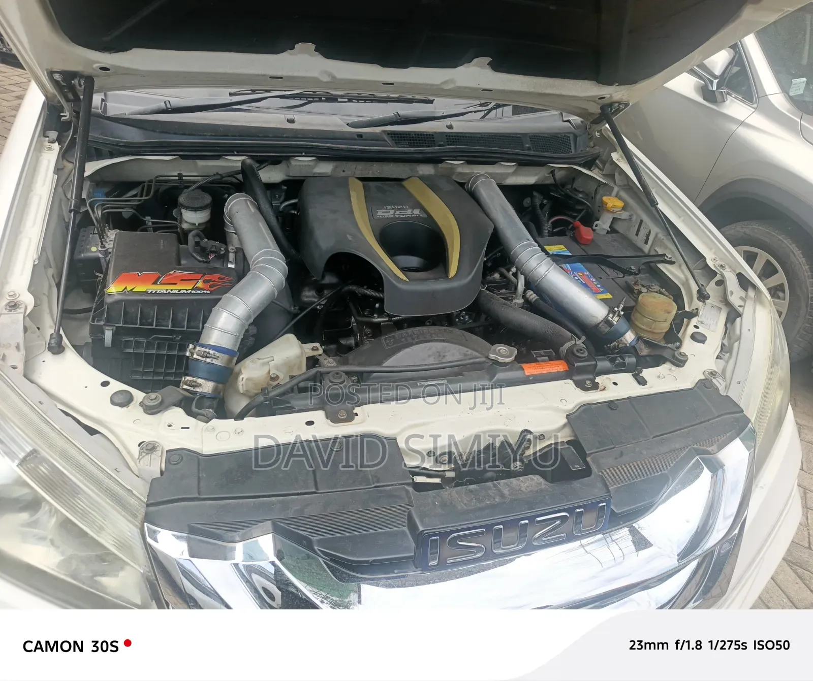 Isuzu MU-X 2015 White