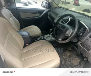 Isuzu MU-X 2015 White