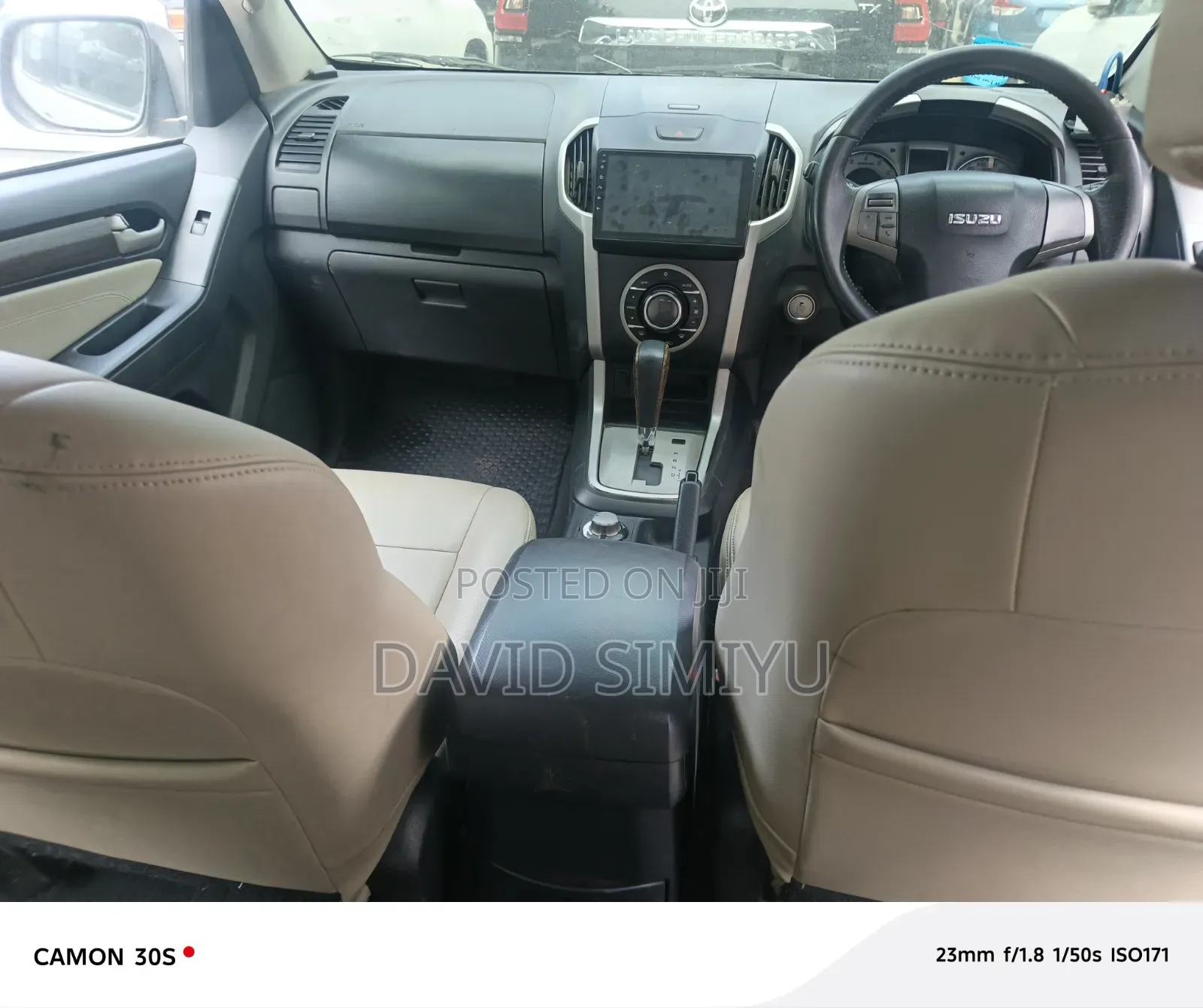 Isuzu MU-X 2015 White