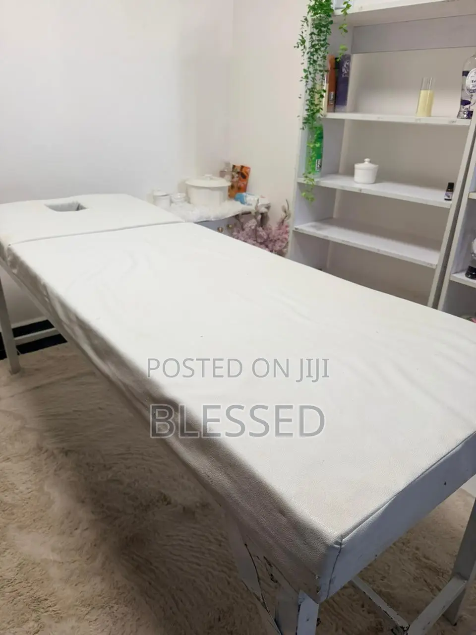 Massage Bed
