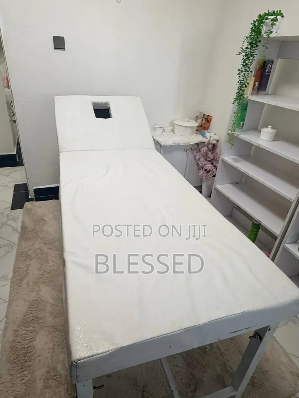 Massage Bed