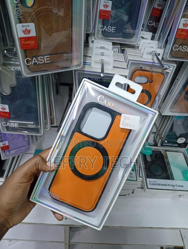 Iph 16 Pro Max Ergonomic Grip,Sophisticated Cover - thumbnail 2