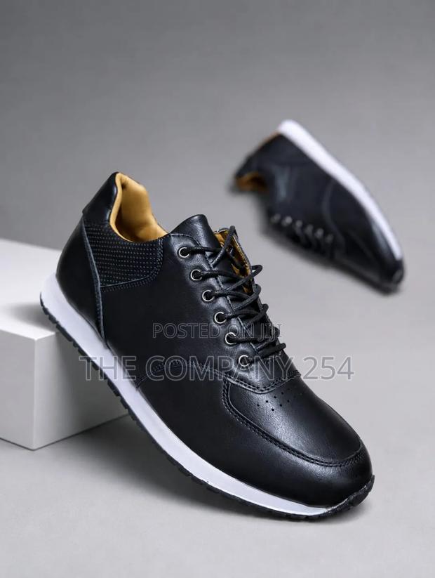 Quality Casual Leather Rubber Laced Shoes Available
