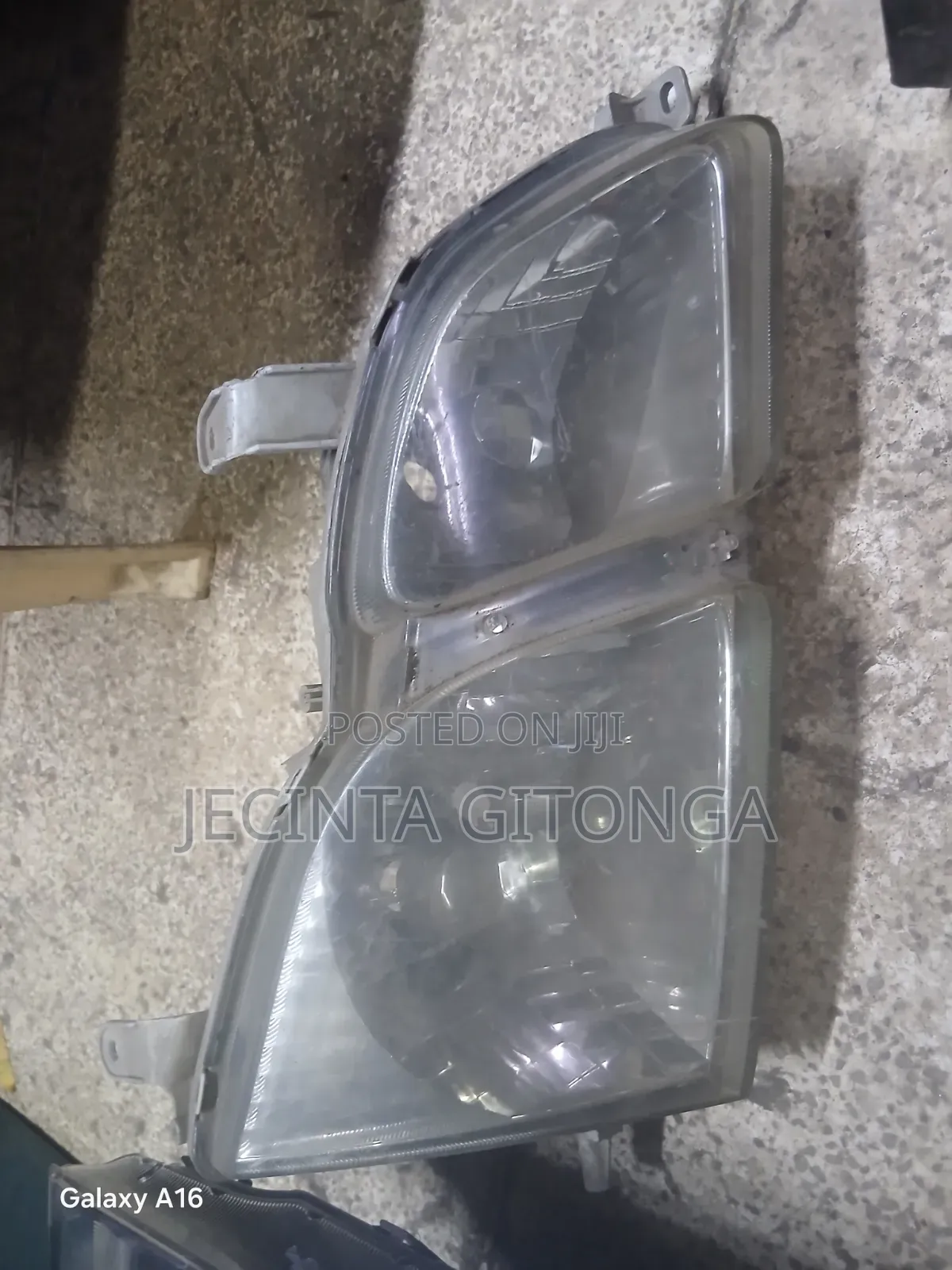 Toyota Gaia Old Model Headlight