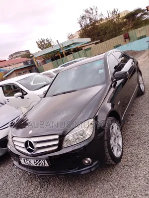 Mercedes-Benz C200 2009 Black