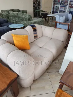 2 Seater Bubbled Seat