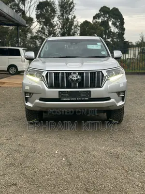 Toyota Land Cruiser Prado 2018 Silver