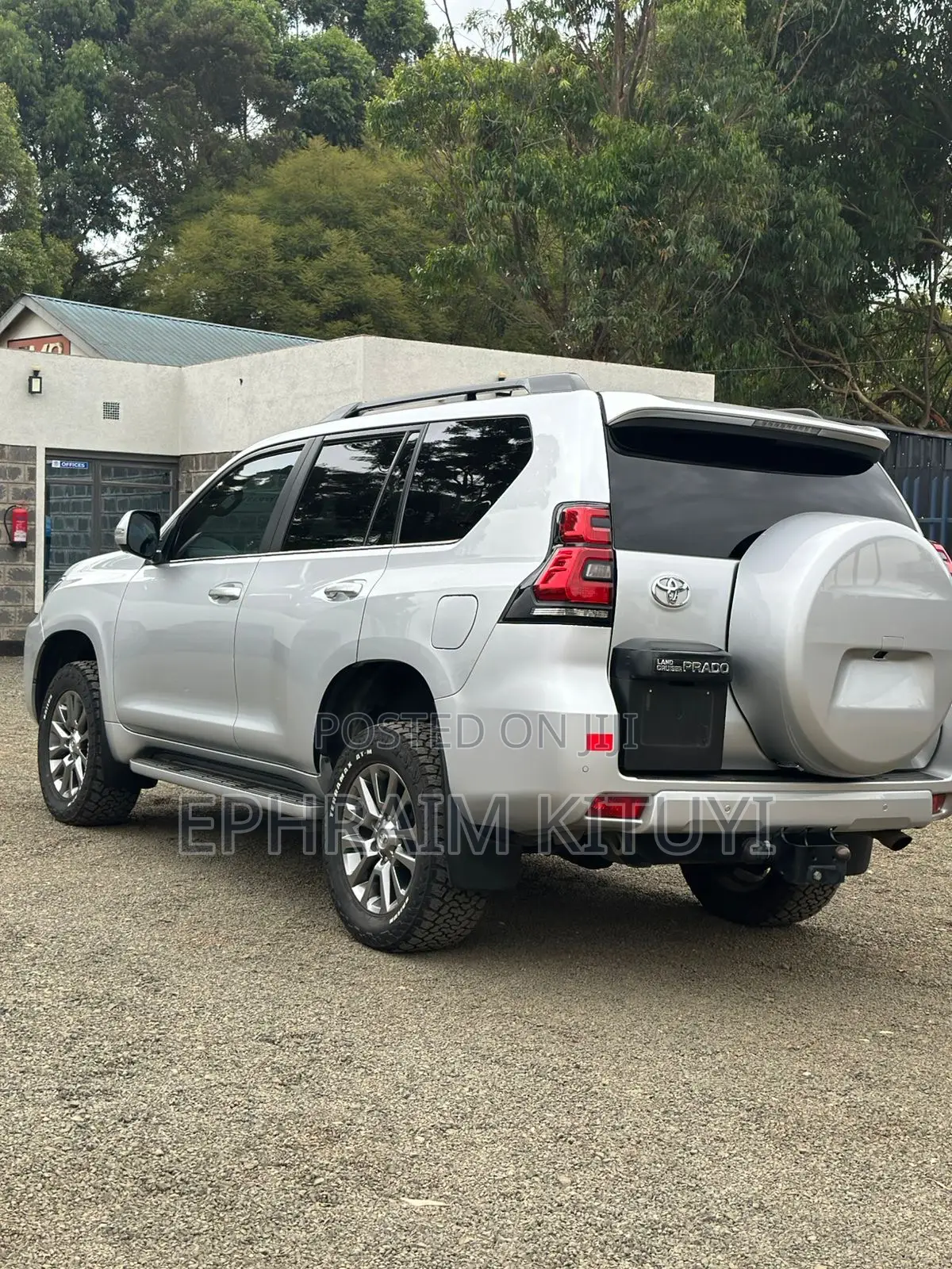 Toyota Land Cruiser Prado 2018 Silver