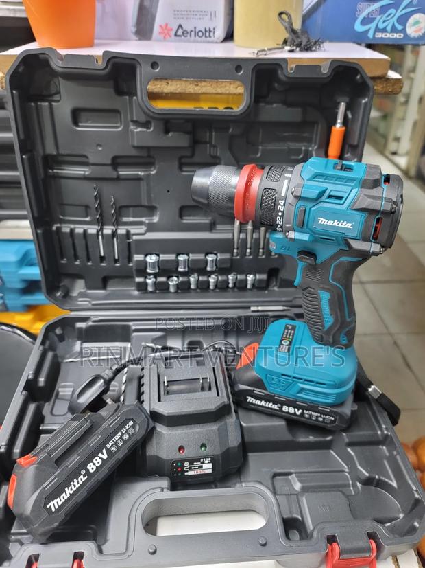 Makita Cordless Brushless Drill 88v - thumbnail 2