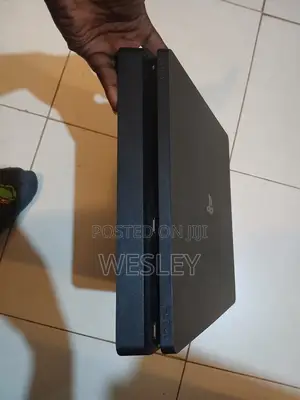 Playstation 4 Slim 500gb