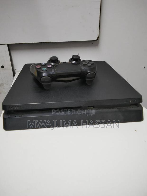 Play Station
