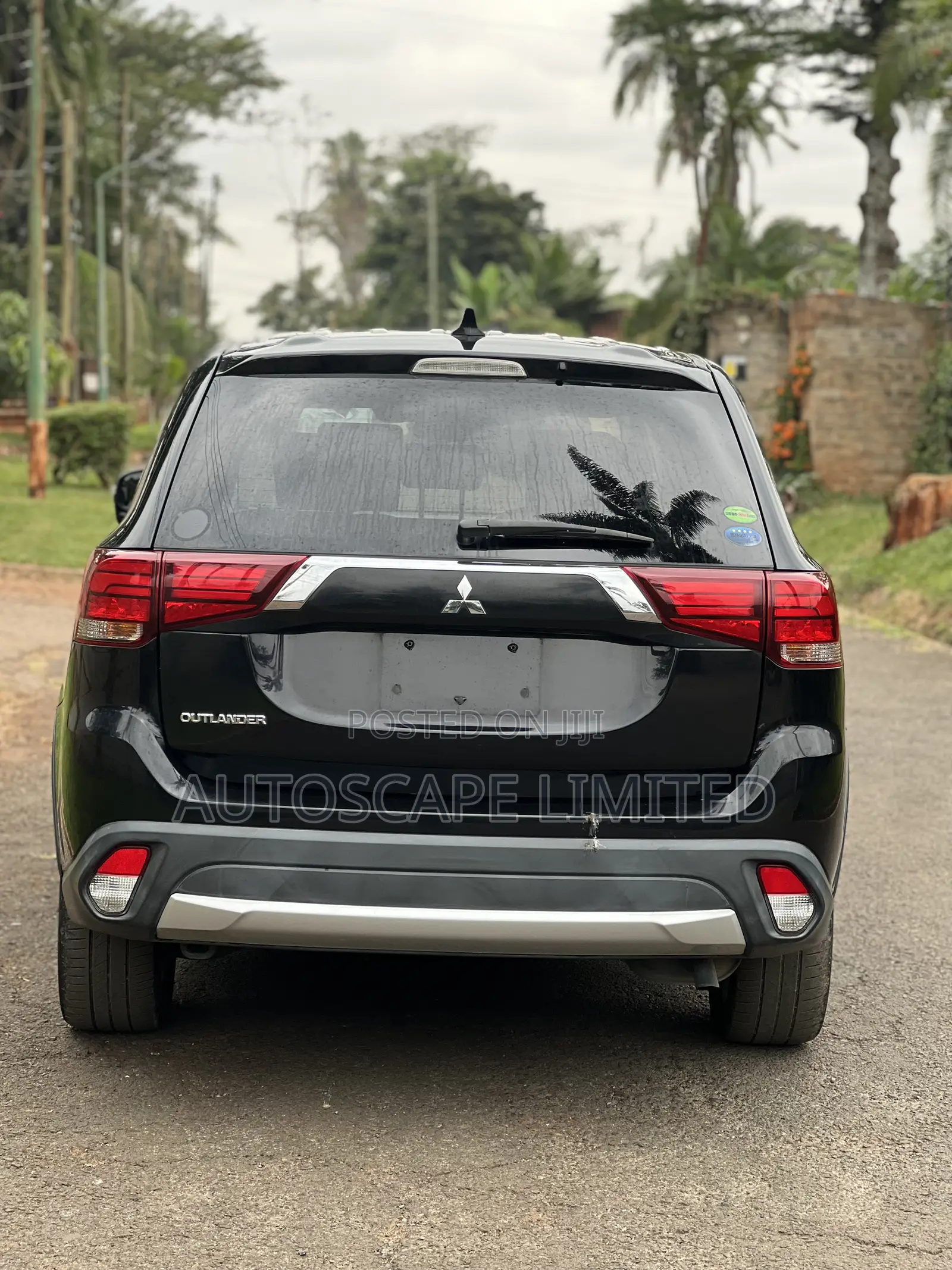 Mitsubishi Outlander 2018 Gray