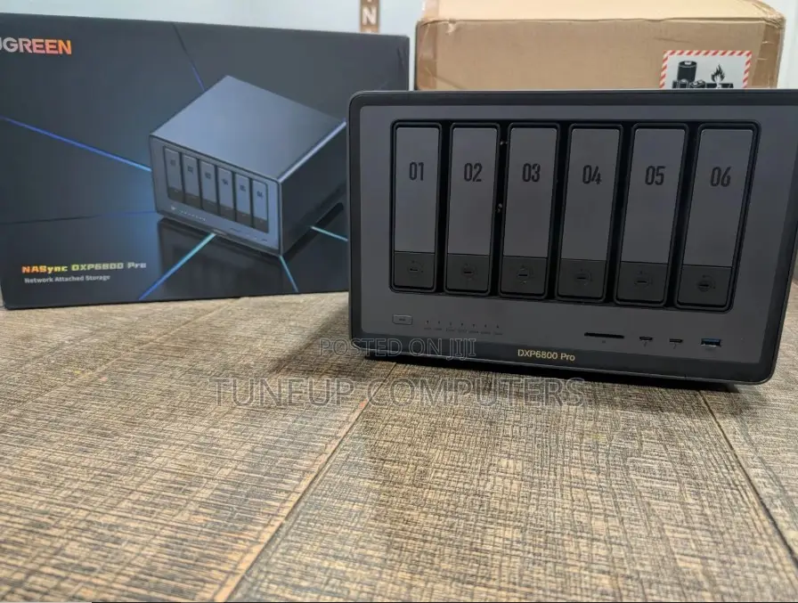 Ugreen Nasync Dxp6800 Pro 6-Bay Network Attached Storage - Cm720