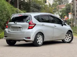 Nissan Note 2018 Silver