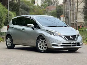 Nissan Note 2018 Silver