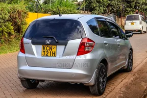 Honda Fit 2010 Silver