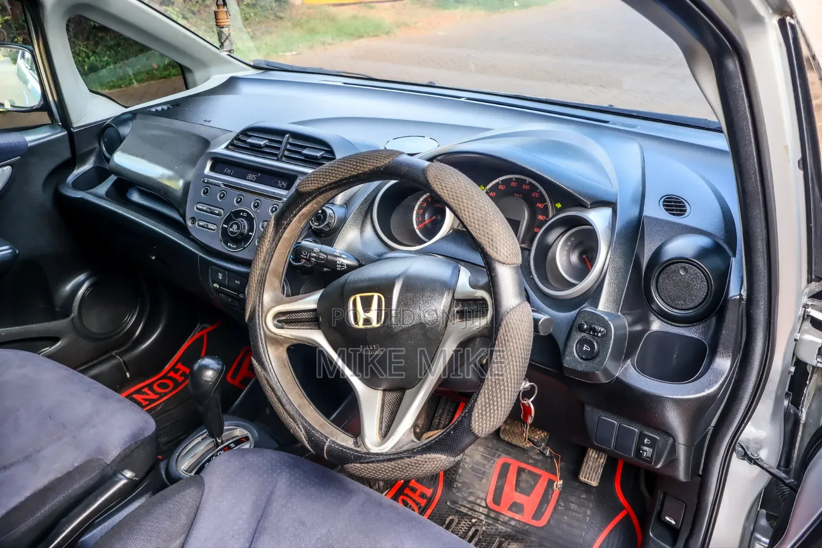 Honda Fit 2010 Silver