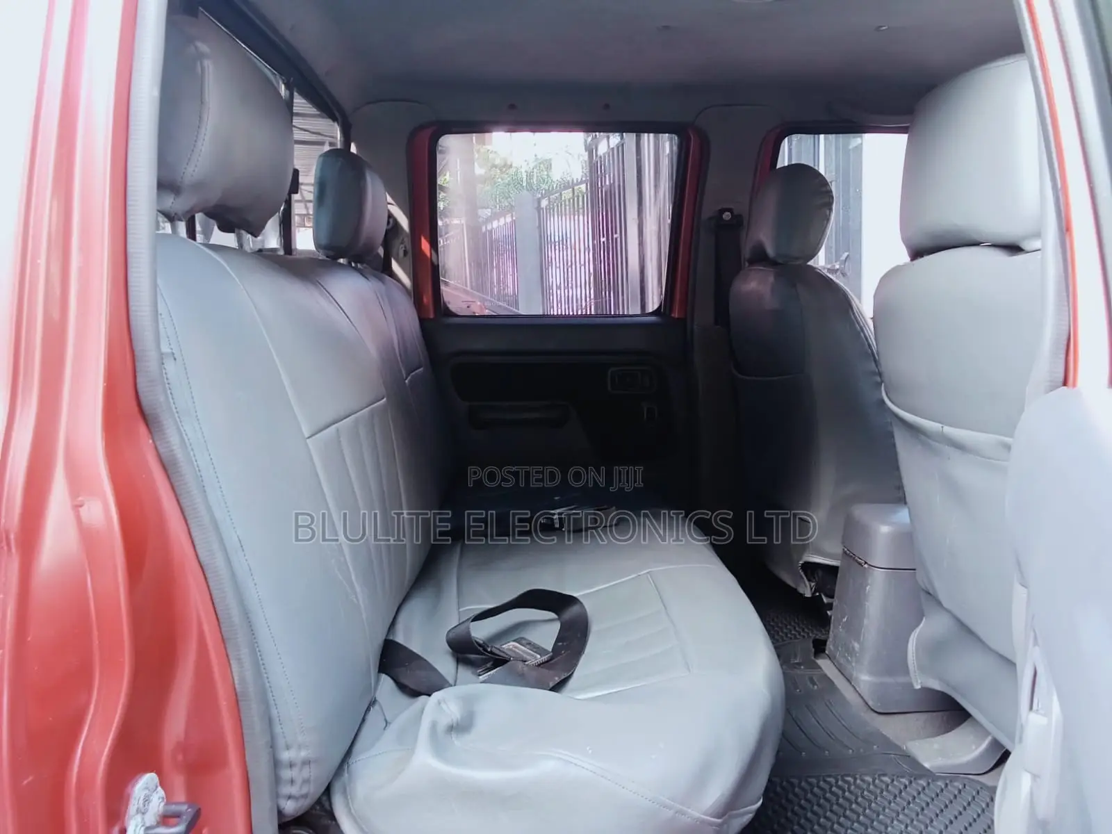 Nissan Hardbody 2007 Red