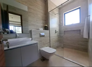 3bdrm Apartment in Riverside Drive for sale